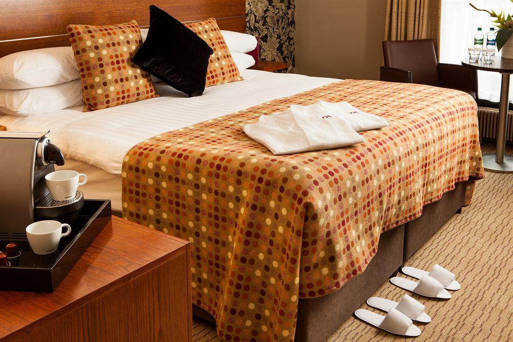 Mercure Burton Upon Trent, Newton Park Екстер'єр фото