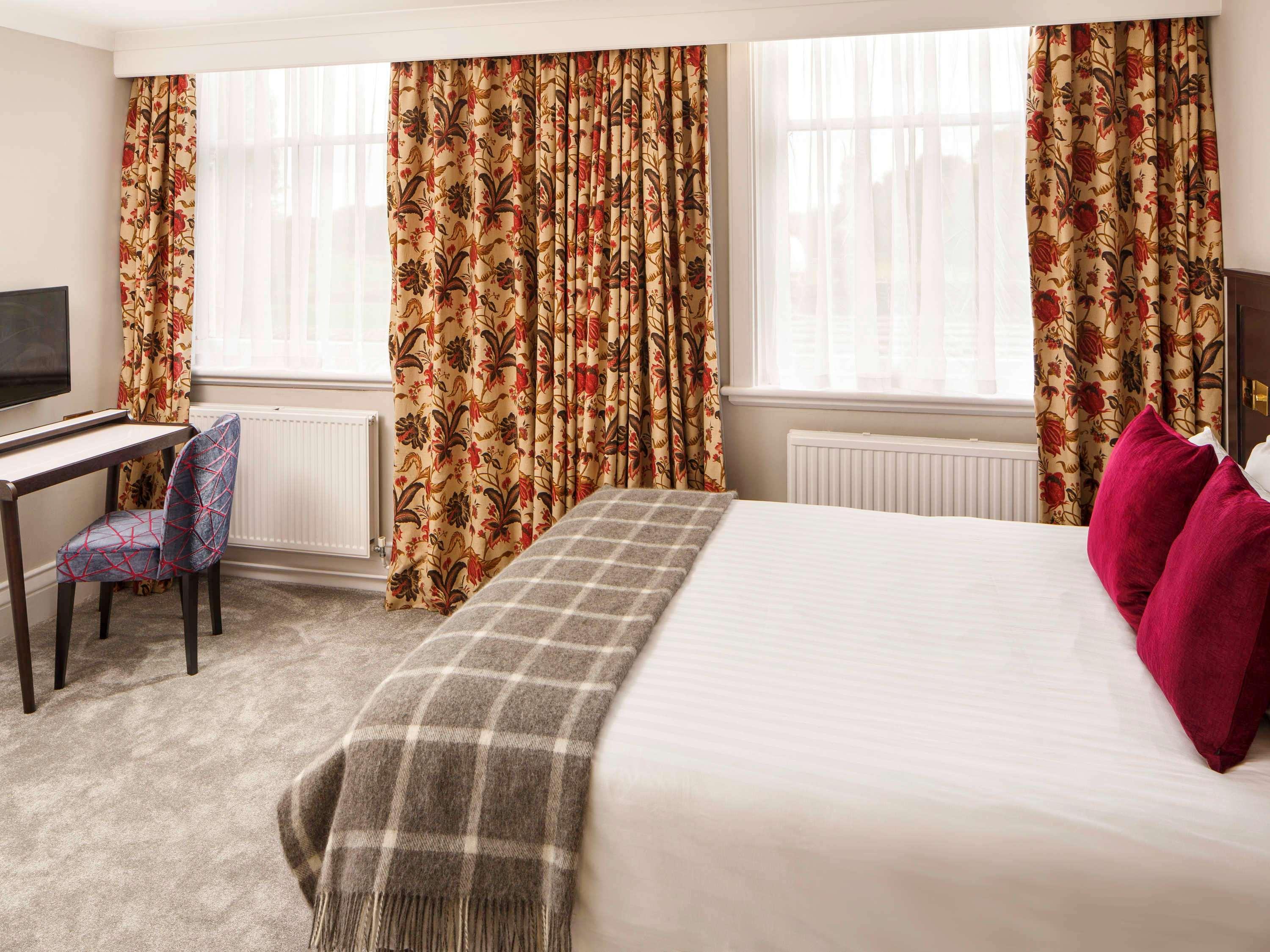 Mercure Burton Upon Trent, Newton Park Екстер'єр фото