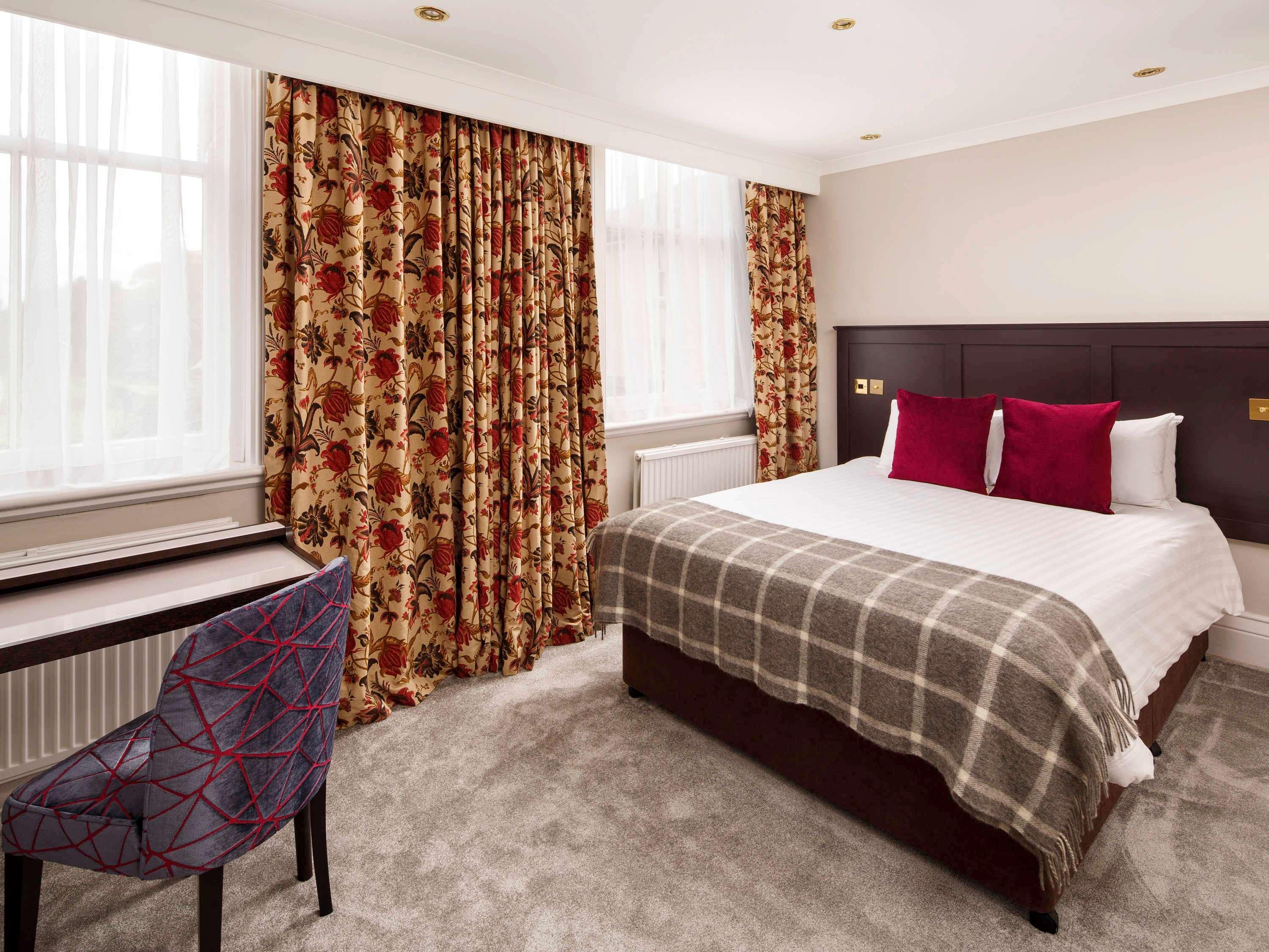 Mercure Burton Upon Trent, Newton Park Екстер'єр фото