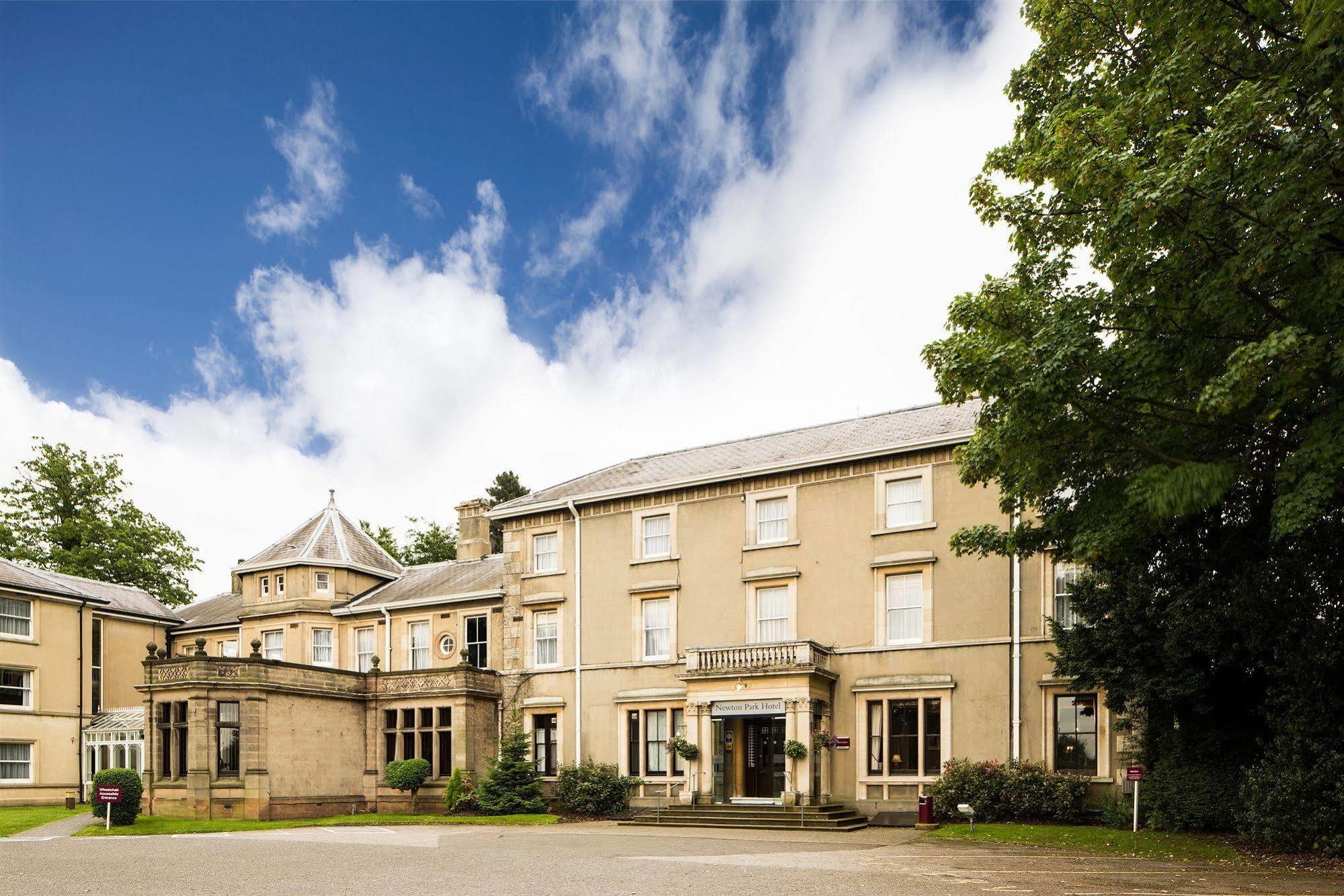 Mercure Burton Upon Trent, Newton Park Екстер'єр фото