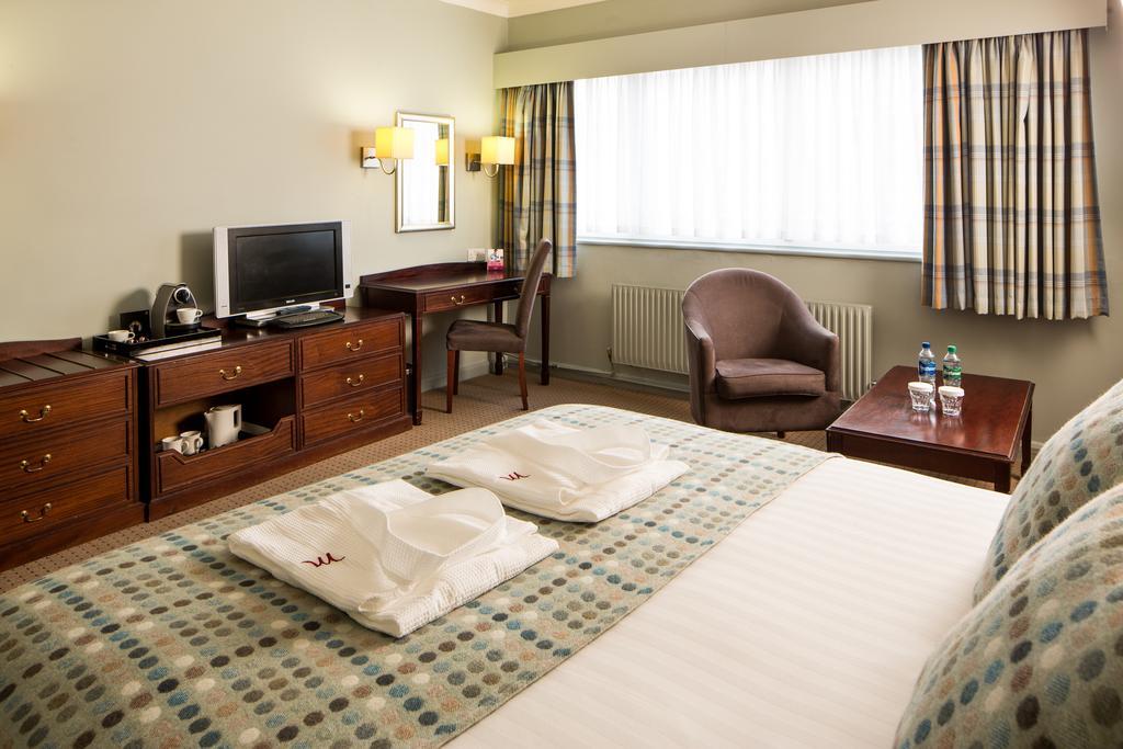 Mercure Burton Upon Trent, Newton Park Екстер'єр фото