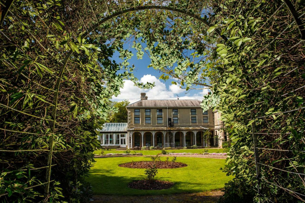 Mercure Burton Upon Trent, Newton Park Екстер'єр фото