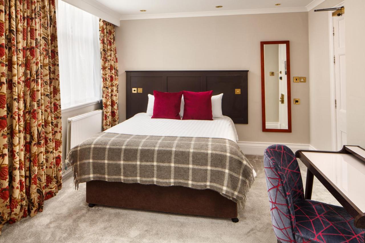 Mercure Burton Upon Trent, Newton Park Екстер'єр фото